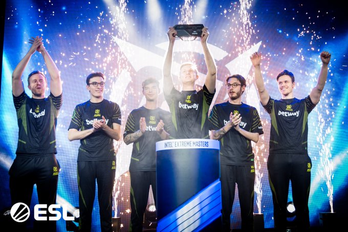 郭士强欧洲拉练调整首发阵容引热议 胡明轩跌出首发 四号位人员告急