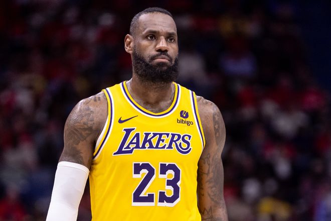 在他巅峰的 在他巅峰的