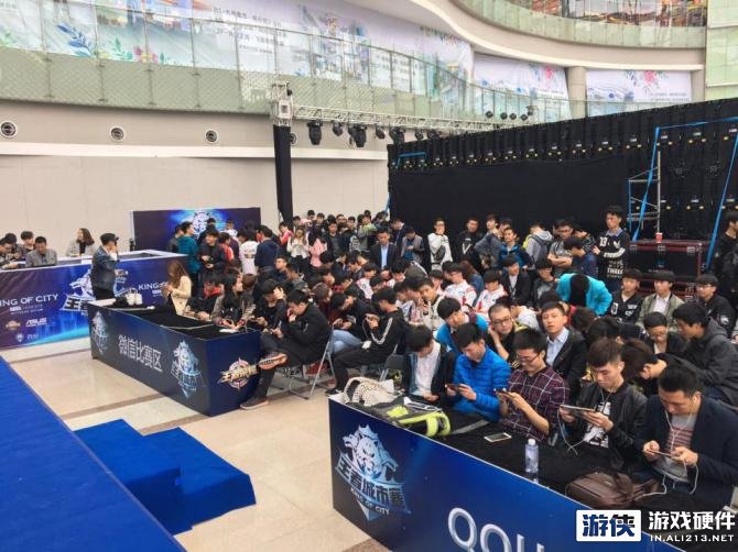 中崭露头角 中崭露头角