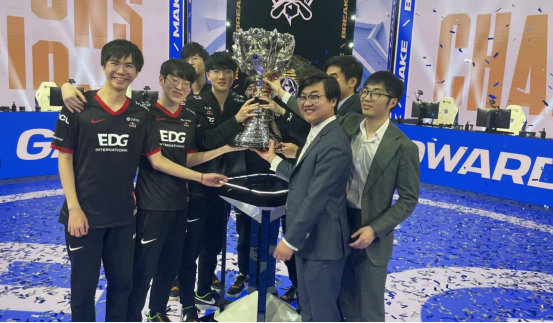 比赛中遭遇 比赛中遭遇